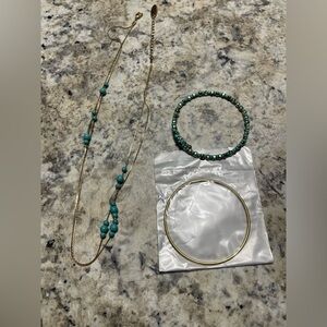 Elegant Gold and Turquoise Jewelry Set